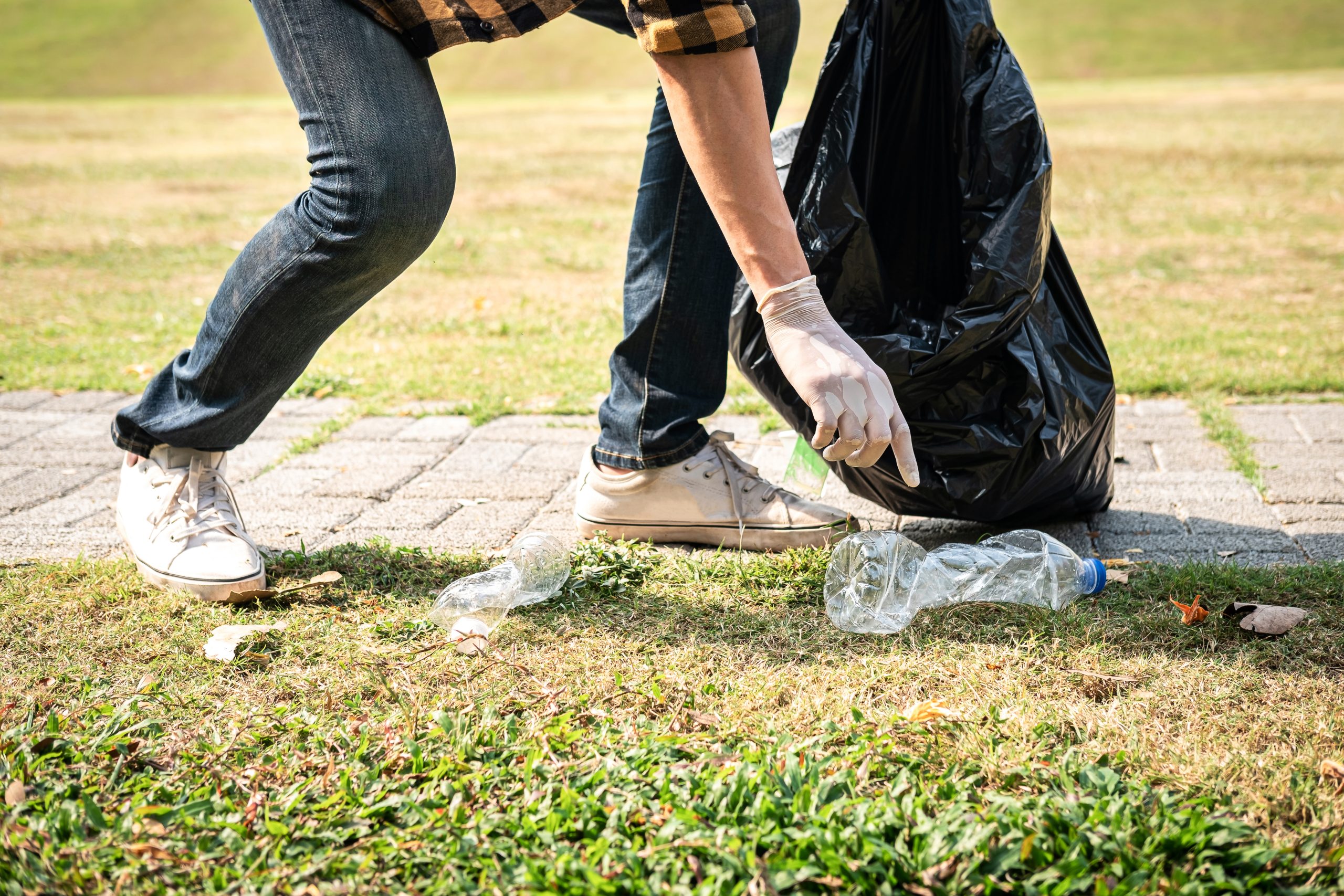 Join the Seattle Hotel Association and the Seattle Restaurant Alliance for “One Seattle Day of Service” 